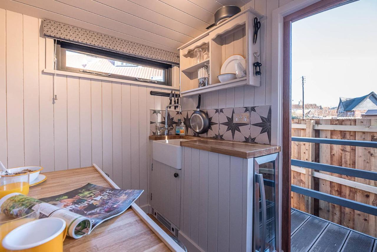 Bo Peep Shepherds Hut, Thorpeness 莱斯顿 外观 照片